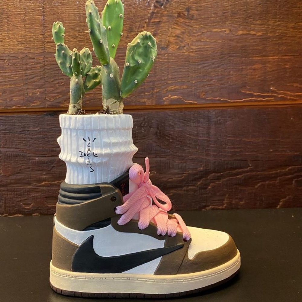 Resin Travis Scott Planter 😍